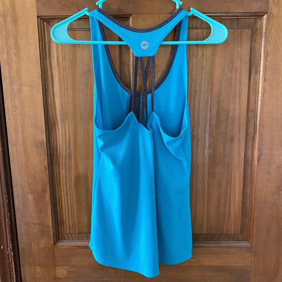 Blue athletic tank top - Picture 2 of 2